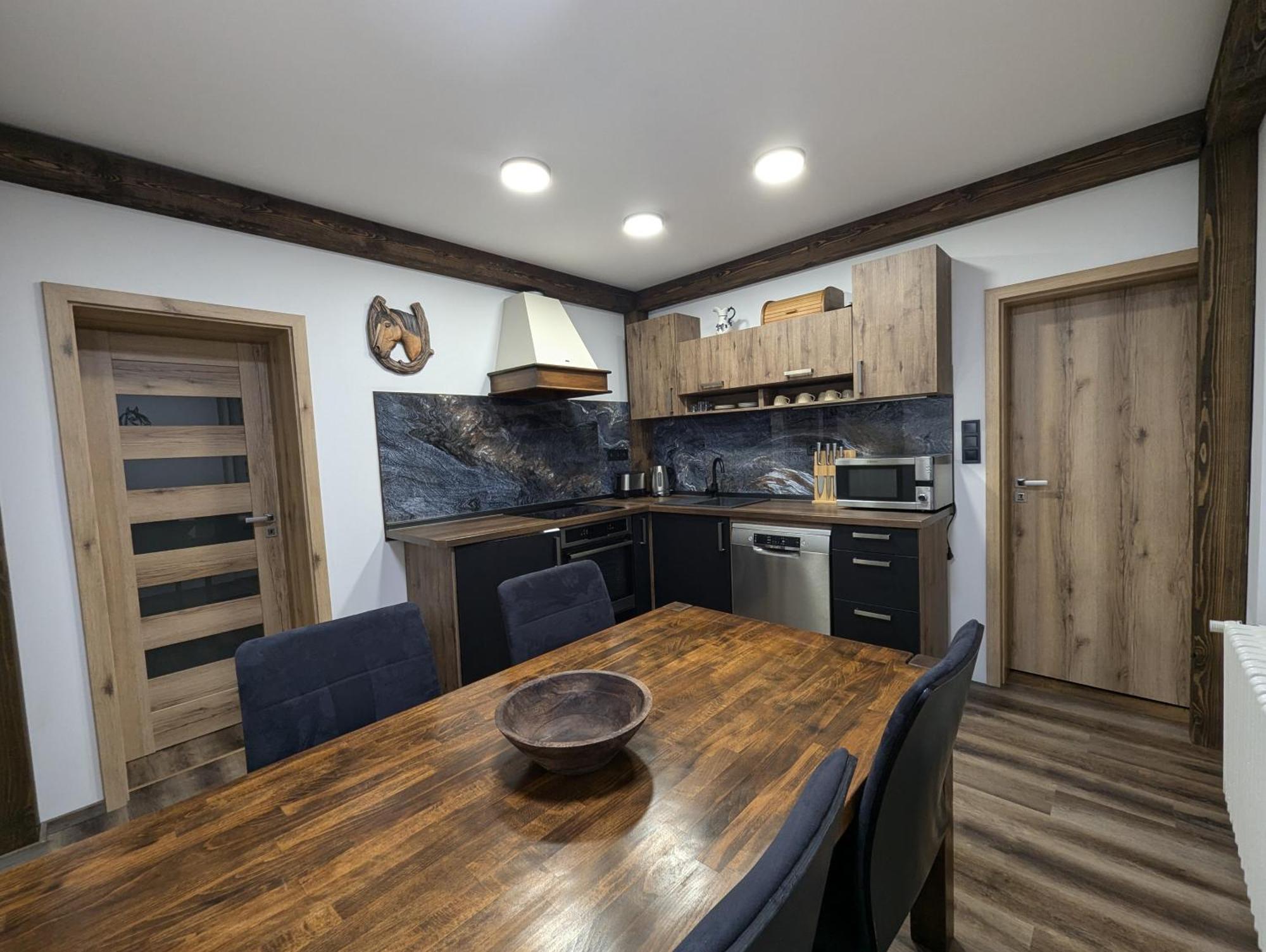 Jizdarna Malenovice Apartment Malenovice  Екстериор снимка